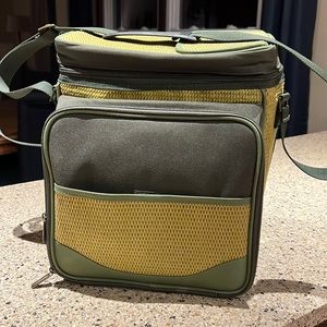 Couples picnic basket